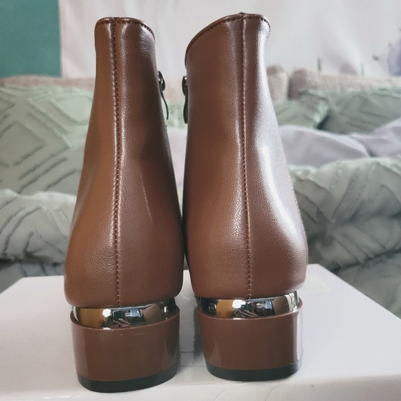 Shein, brown faux leather booties- 5 - Picture 3 of 7